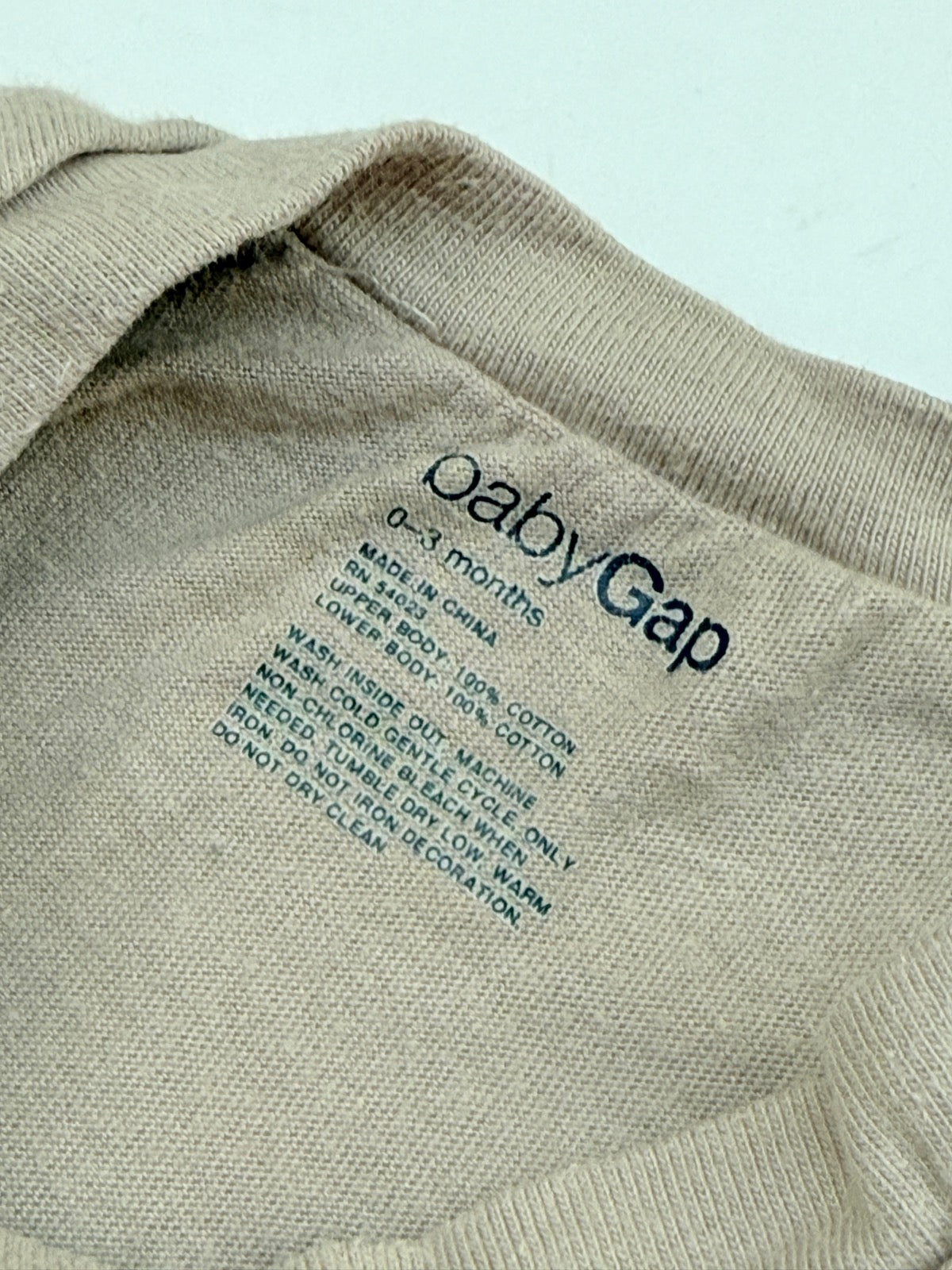 Baby Gap Bear Hug Bodysuit 0-3 Months
