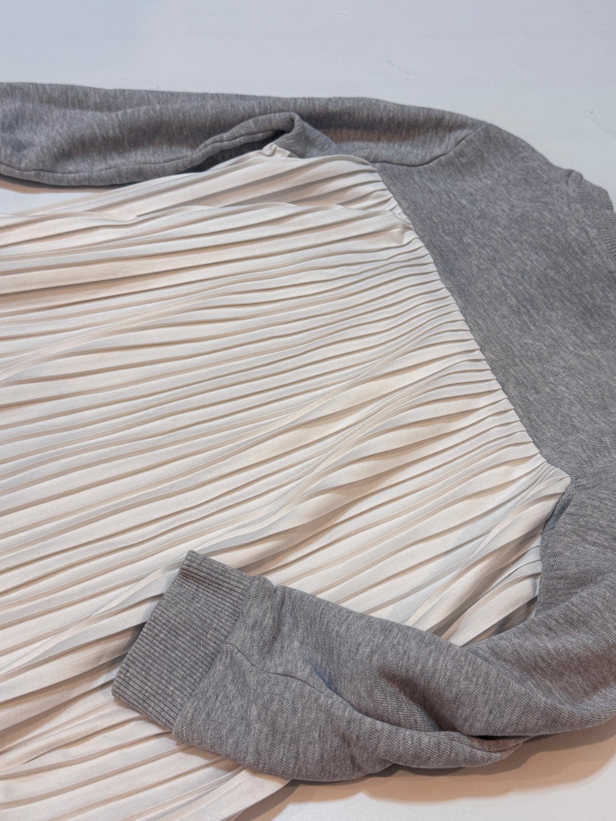 Lacoste Gray Pleated Back Dress Size 6