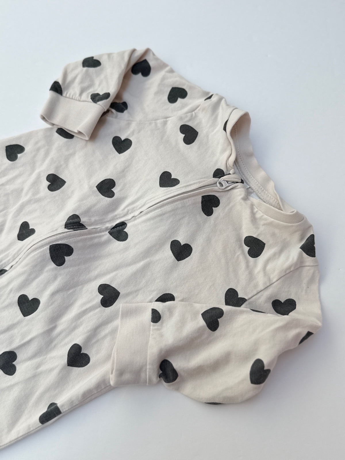 H&M Heart Print Zip Sleeper 9M