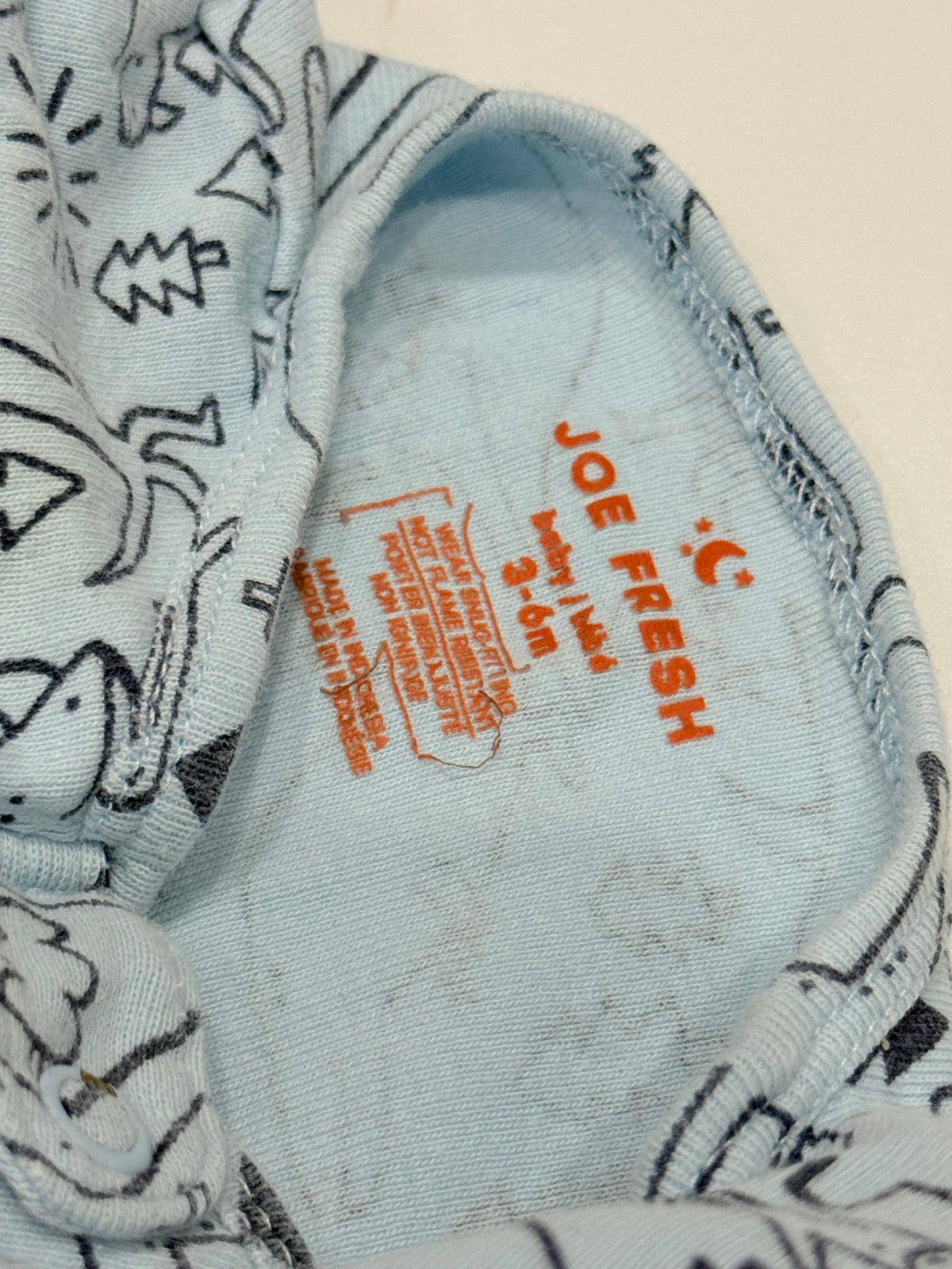 Joe Fresh Dinosaur Footed Sleeper 3-6m