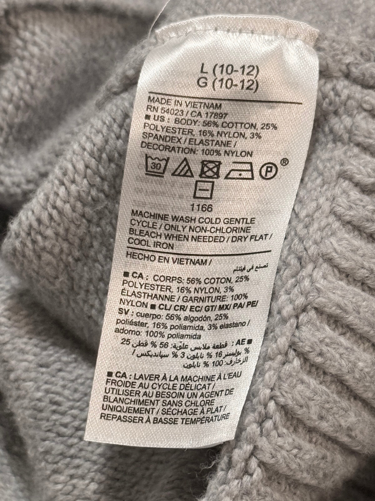 Old Navy Gray Heart Sweater Size 10-12