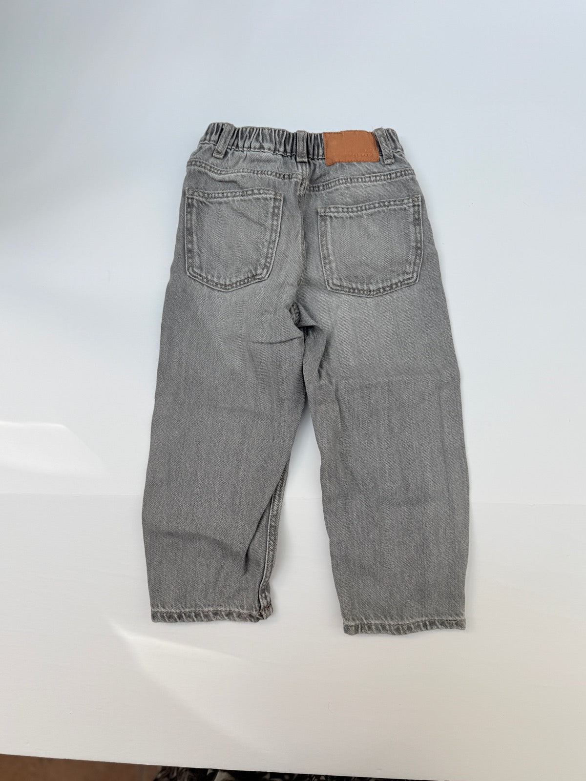 Zara Gray Relaxed Jeans Size 4