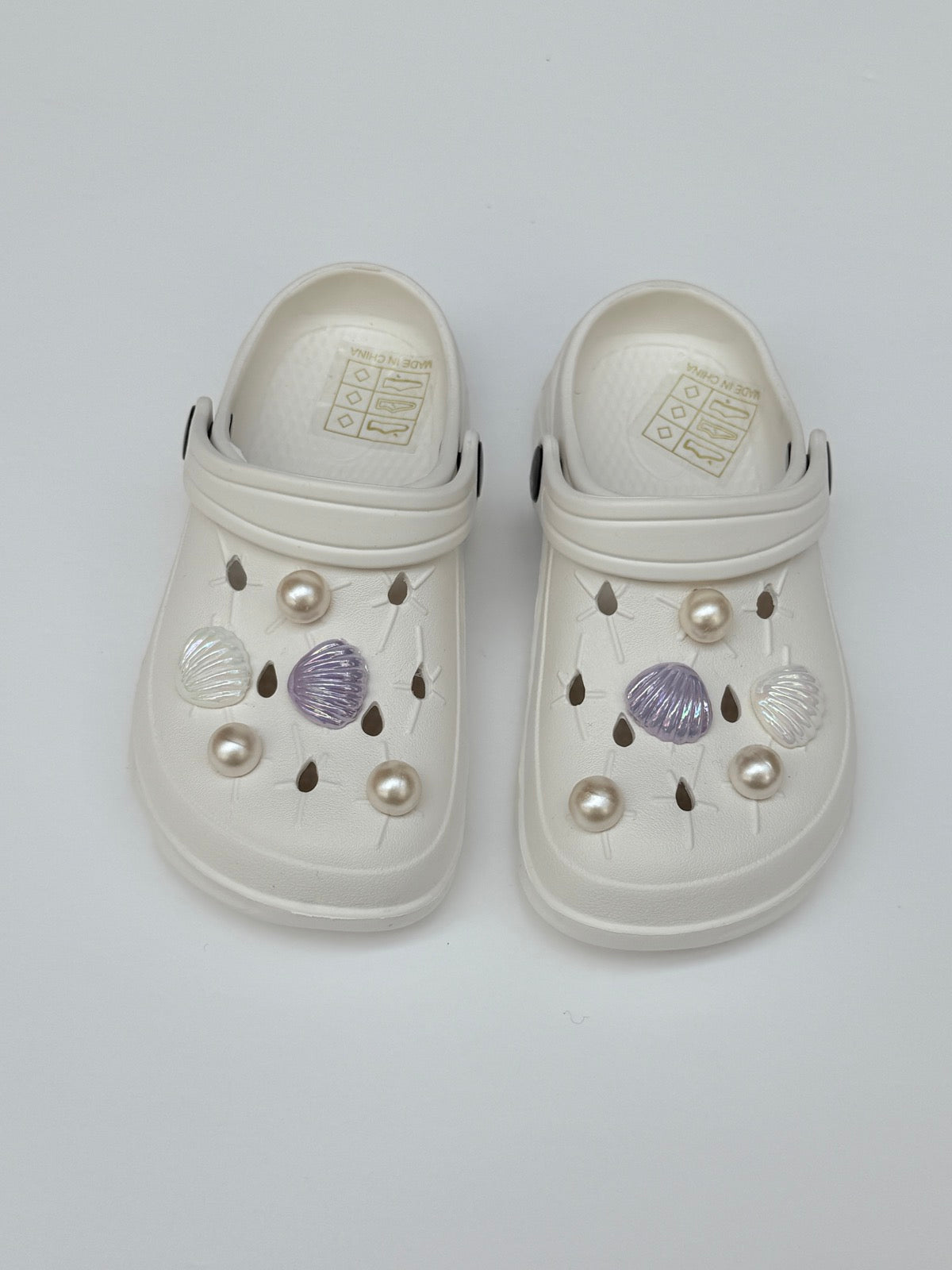 White Clog Sandals with Pearl Shell Charms Size 25-26 (8-9)