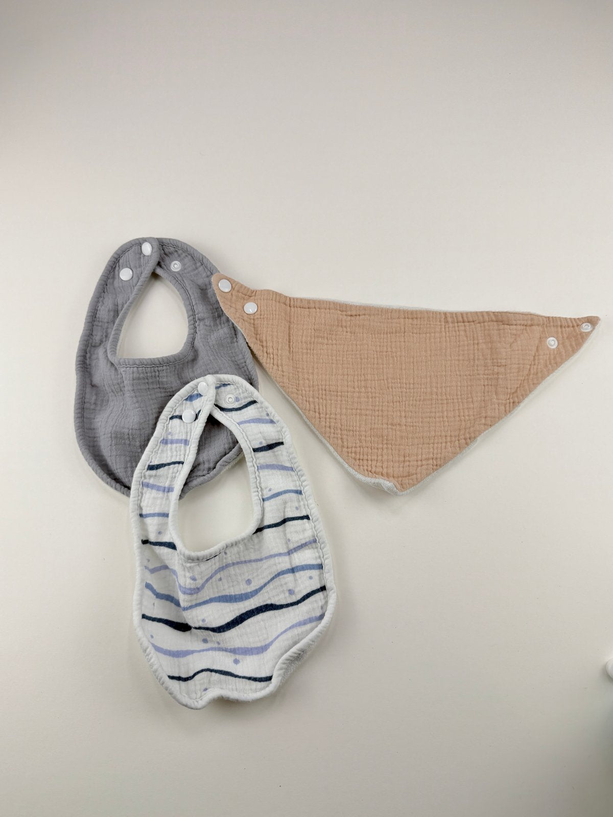 3-Piece Muslin Bib Set Gray Blue Peach 0-12M