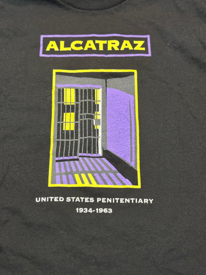 Hanes Alcatraz Black Graphic T-Shirt S