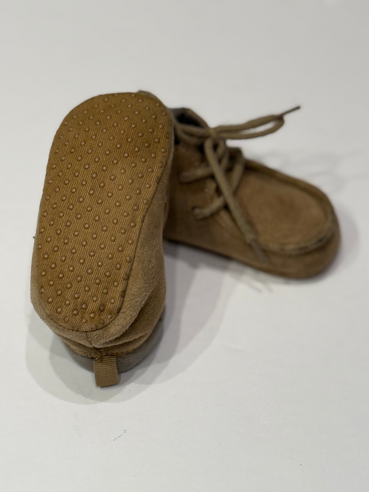 Old Navy Walabee Boot Tan 6-12M