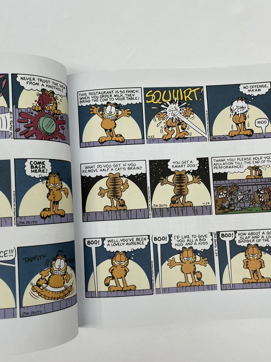Jim Davis 3-Book Garfield Bundle