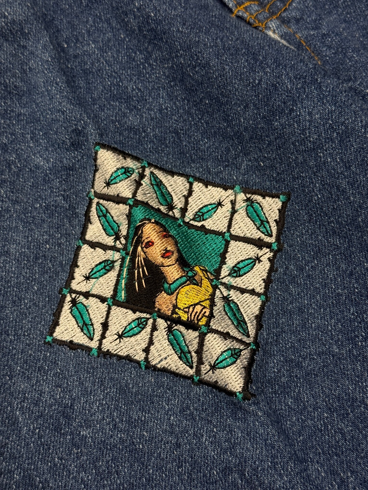 Vintage Pocahontas Patch Denim Jeans Size 6