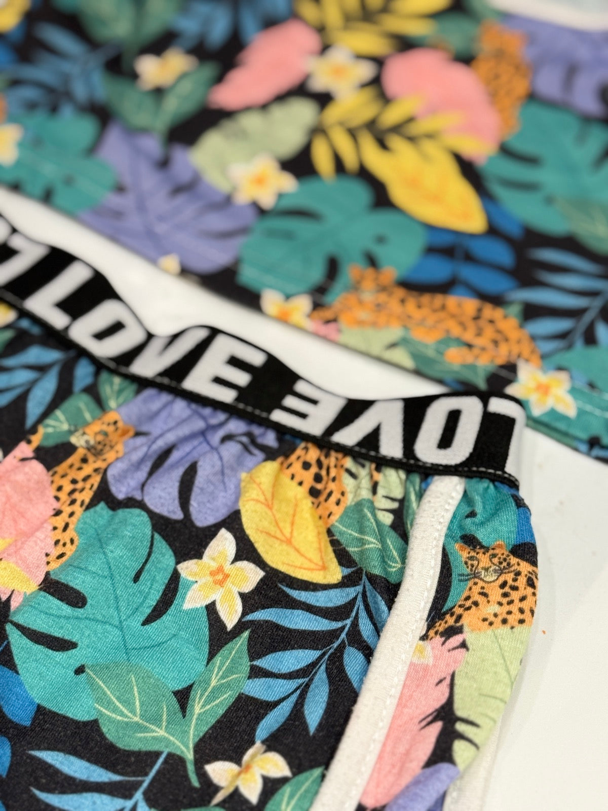 SHEIN Tropical Leopard Crop Top Shorts Set 5Y