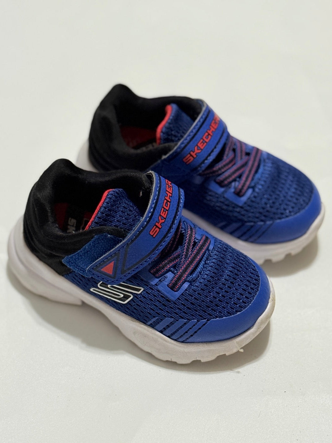 Skechers Blue Black Toddler Sneakers Size 6