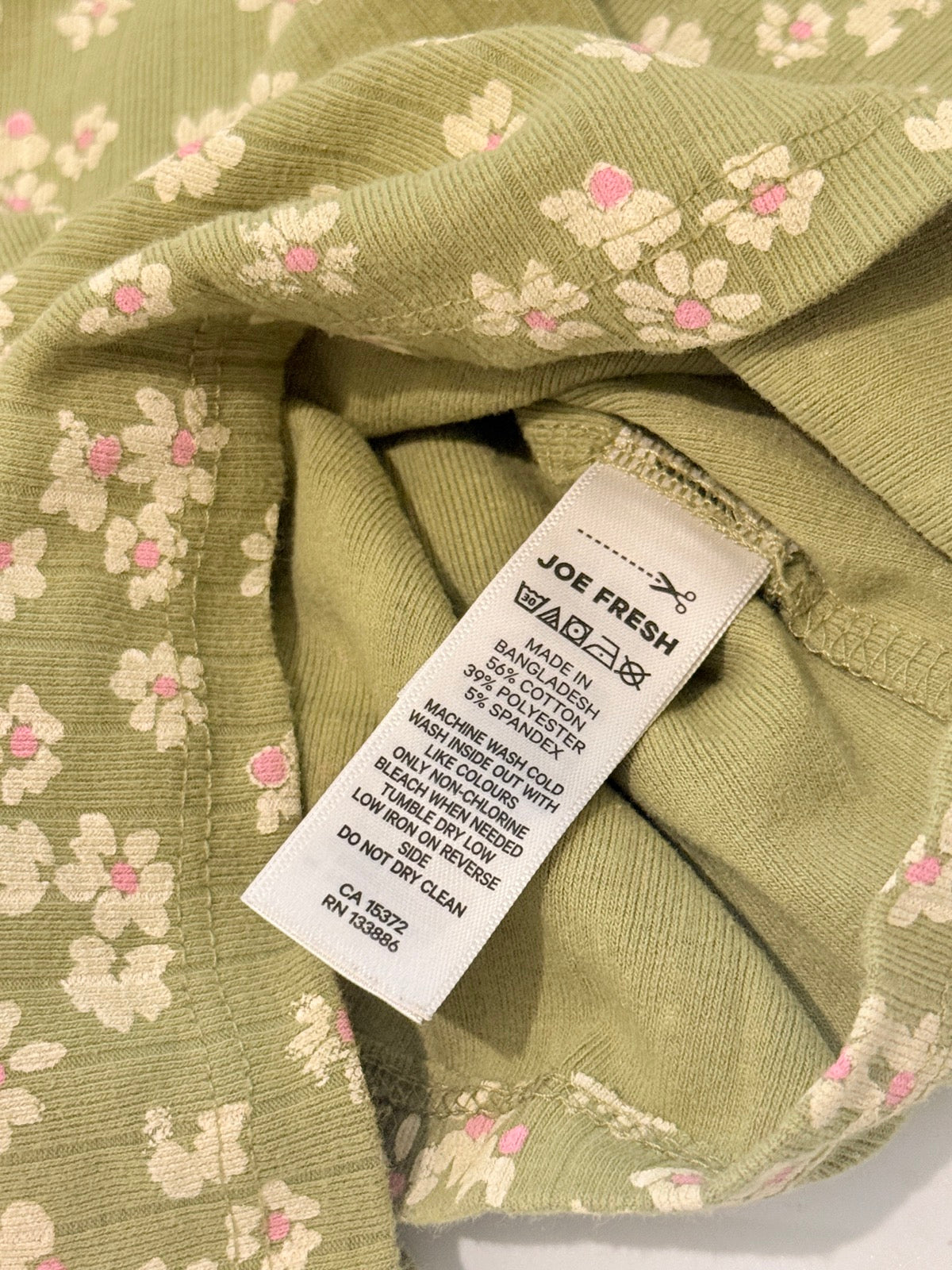 Joe Fresh Floral Ruffle Neck Top Size 3T