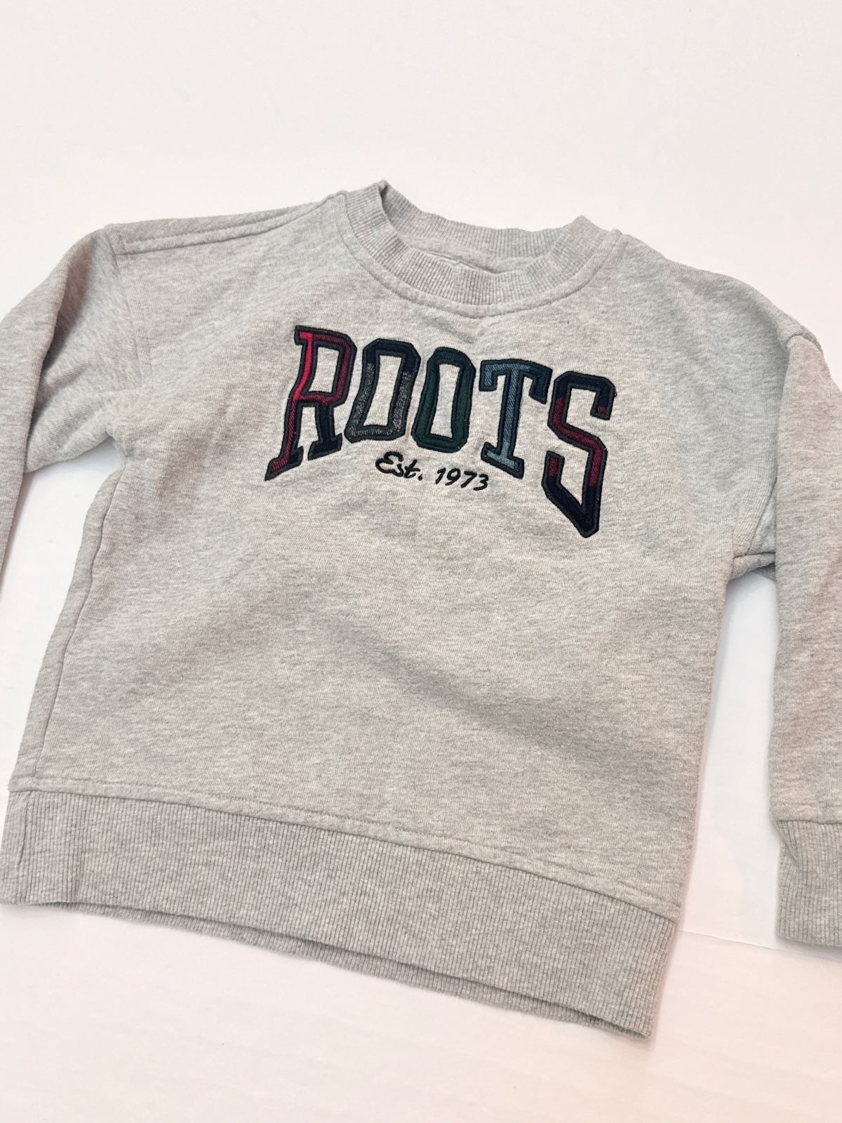 Roots Kids Gray Embroidered Logo Sweatshirt 3T