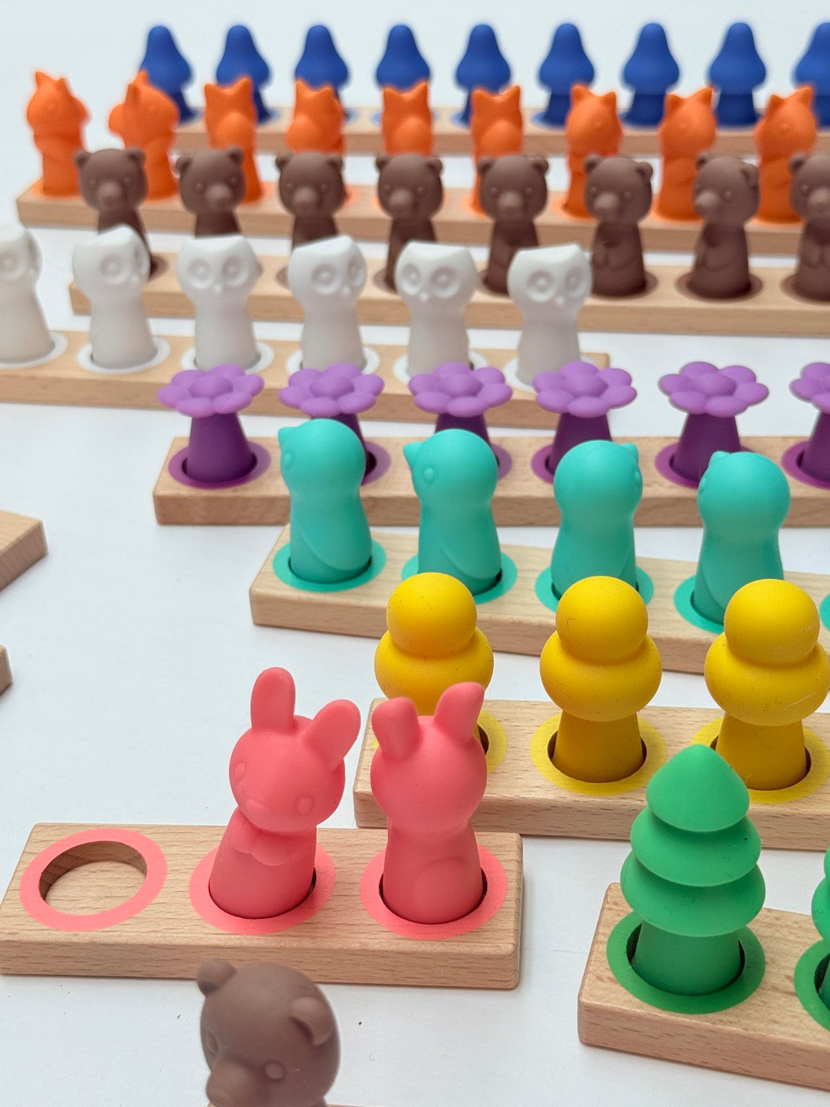 Lovevery Montessori Animal Match Counting Game