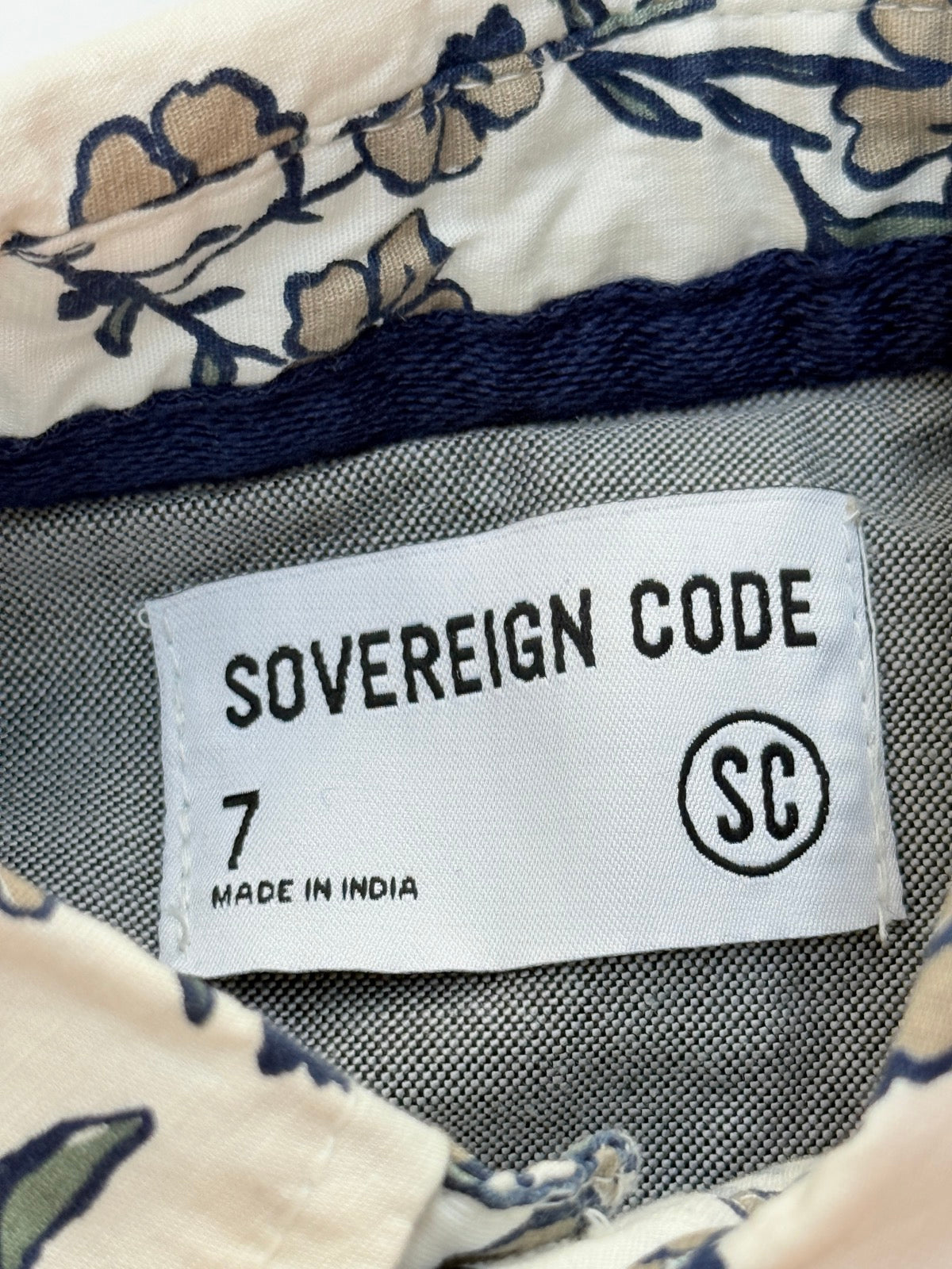 Sovereign Code Floral Button Shirt Size 7