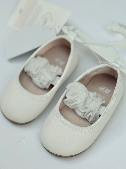 H&M White Floral Ballet Flat Shoes EUR US4/5