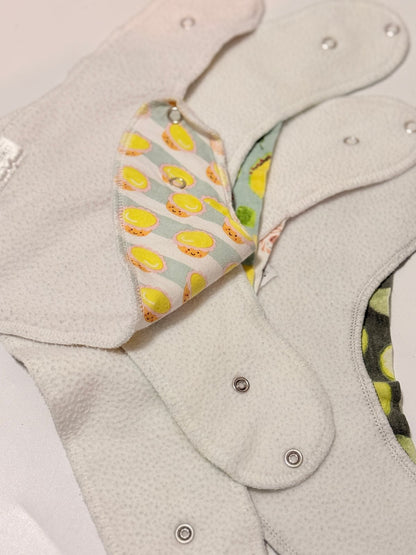 Copper Pearl / The Wee Bean Food Print Bandana Bib Set of 4