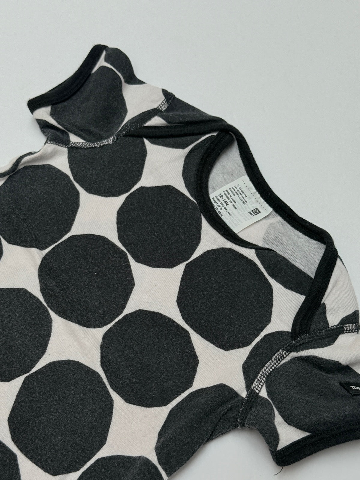 Uniqlo x Marimekko Dot Bodysuit 12-18M