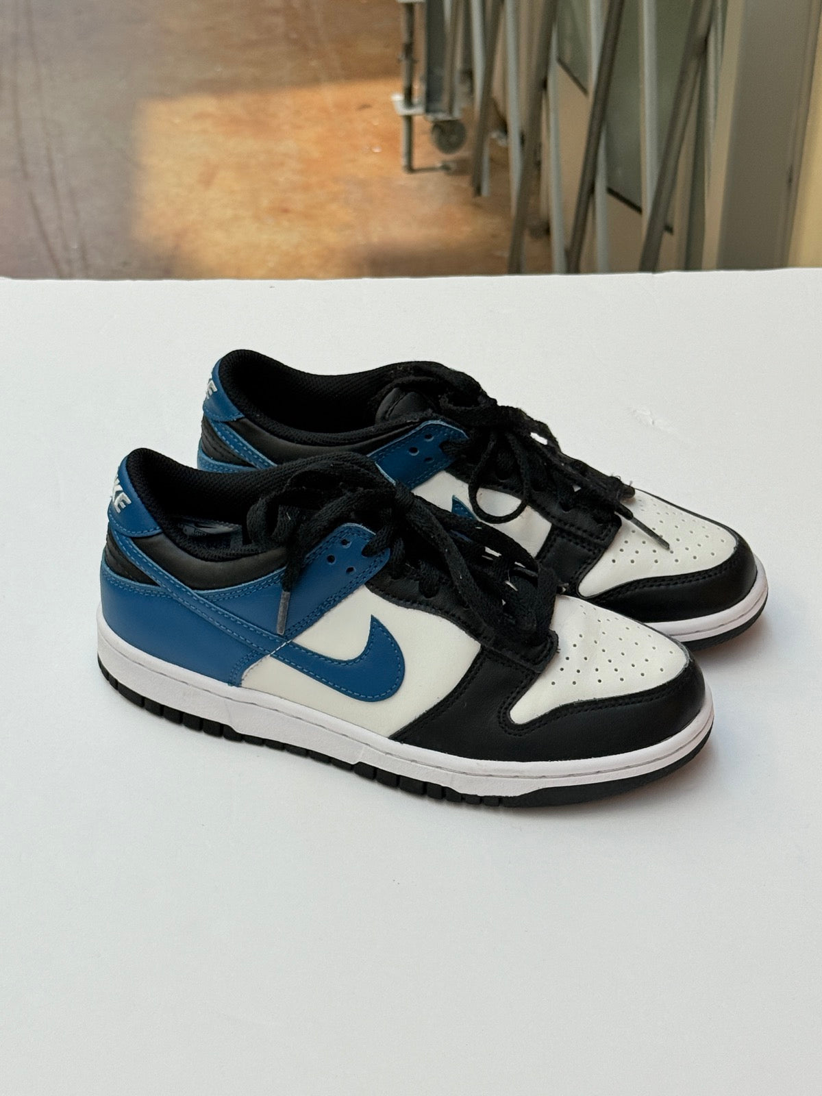 Nike Dunk Low Kids Sneaker Size 6Y