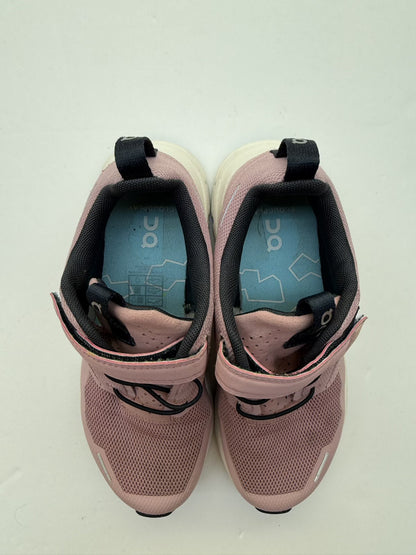 On Running Cloud Kids Sneaker Rose Size 2