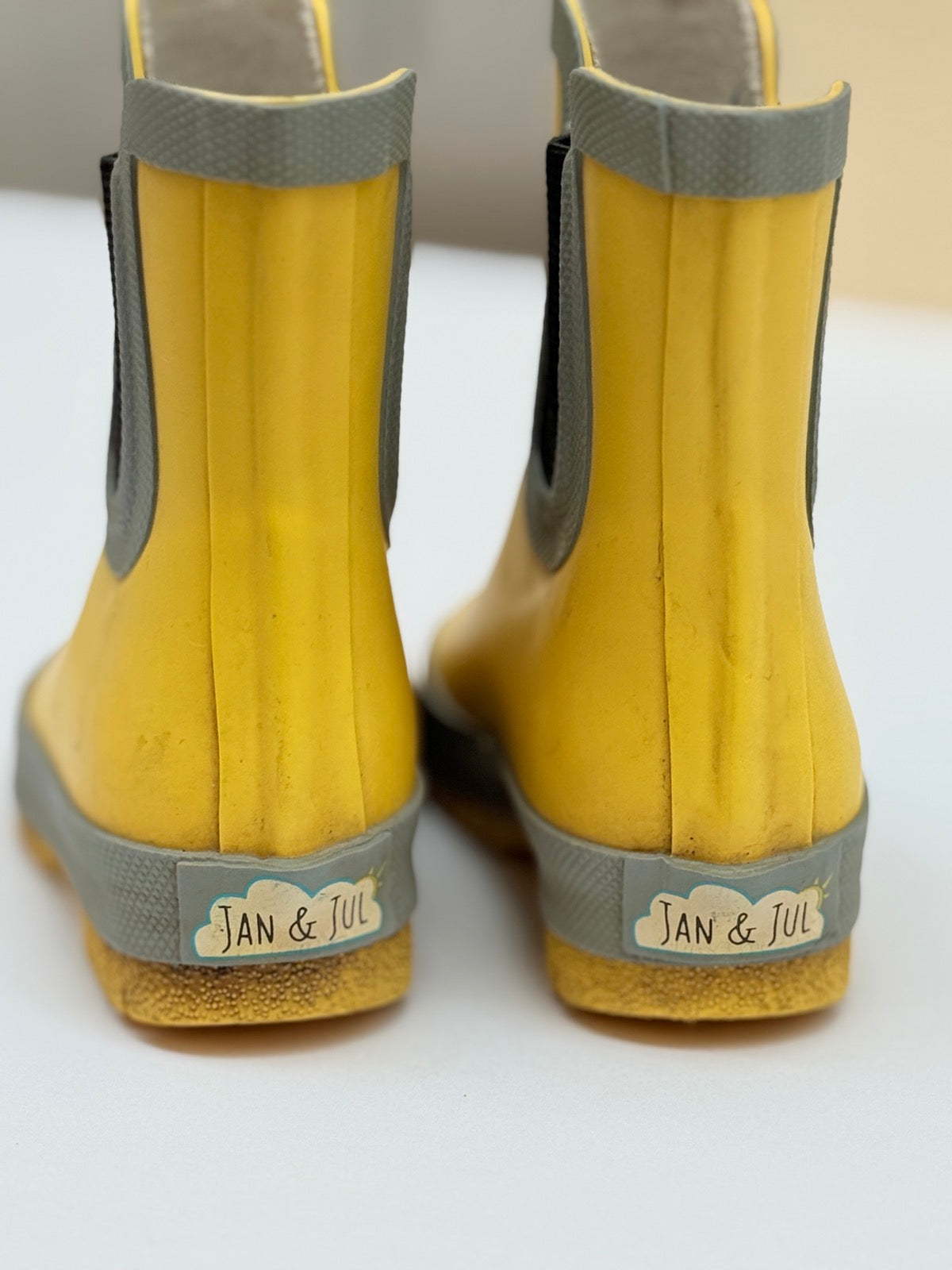 Jan & Jul Yellow Rain Boots Size 4