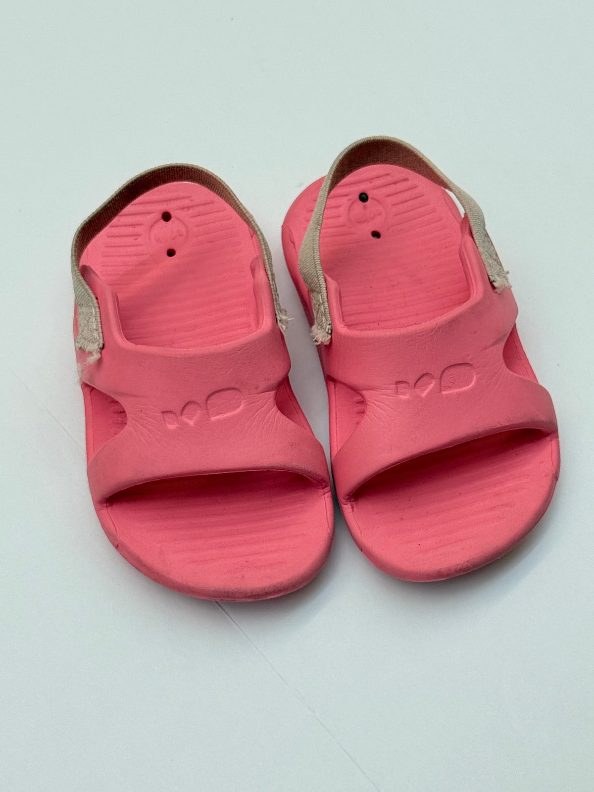 Nabaiji Pink Sandals Kids Size 3.5-4.5