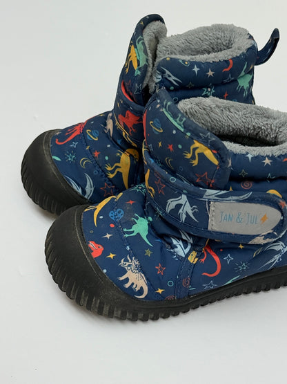 Jan & Jul Space Dinosaur Winter Boot Size 5