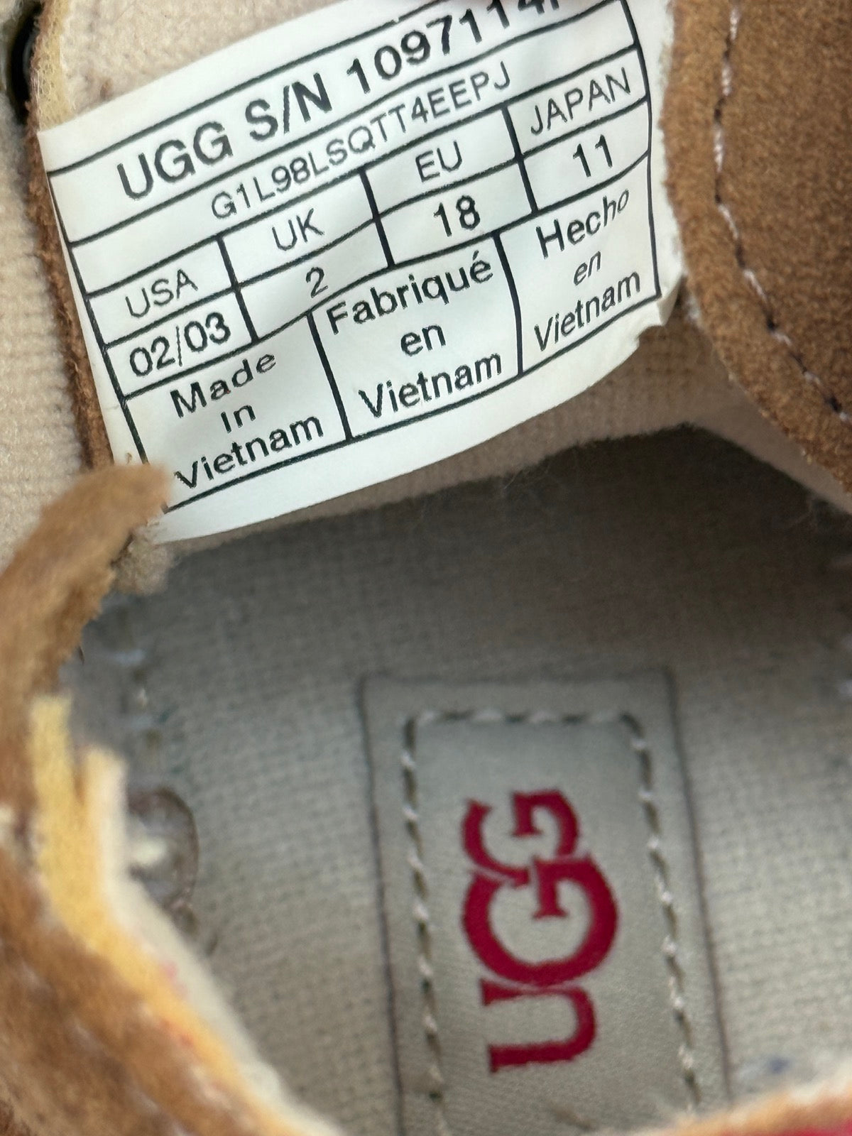 UGG Suede Chukka Boots Toddler Size 2