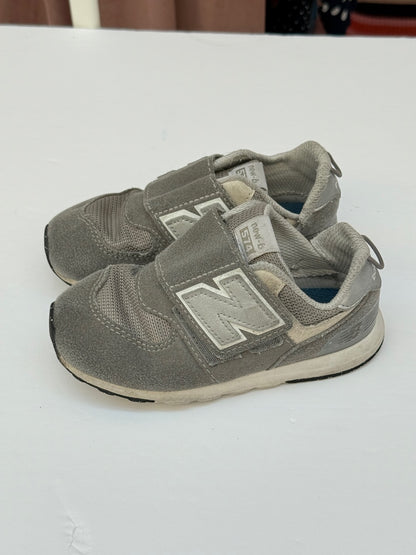 New Balance 574 Gray Toddler Sneakers Size US9