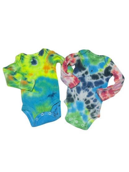 Simple Joys Tie-Dye Long Sleeve Bodysuit 2 Pack NB