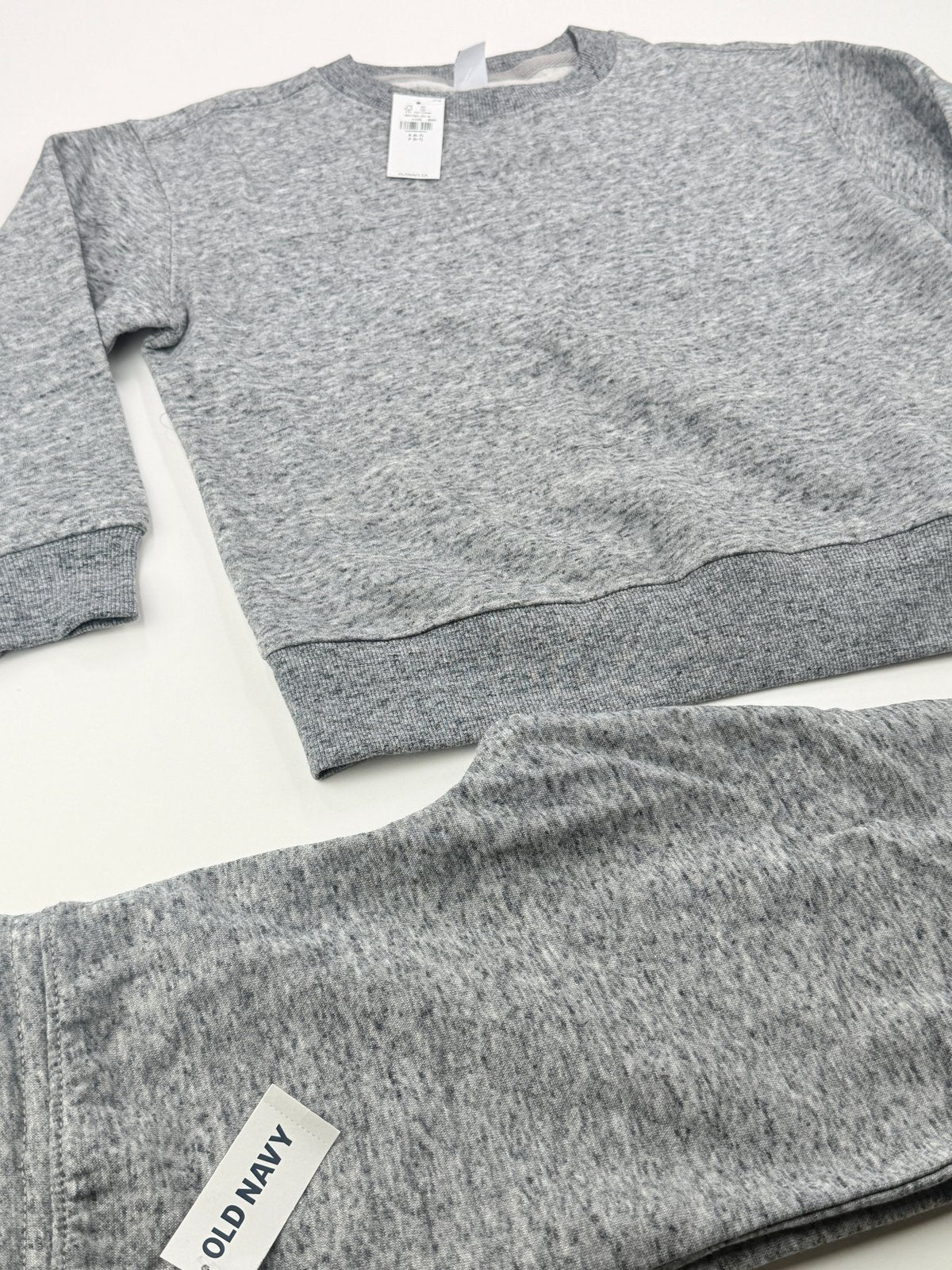 NWT - Old Navy Gray Sweatshirt and Joggers Set S (6-7) 6-7
