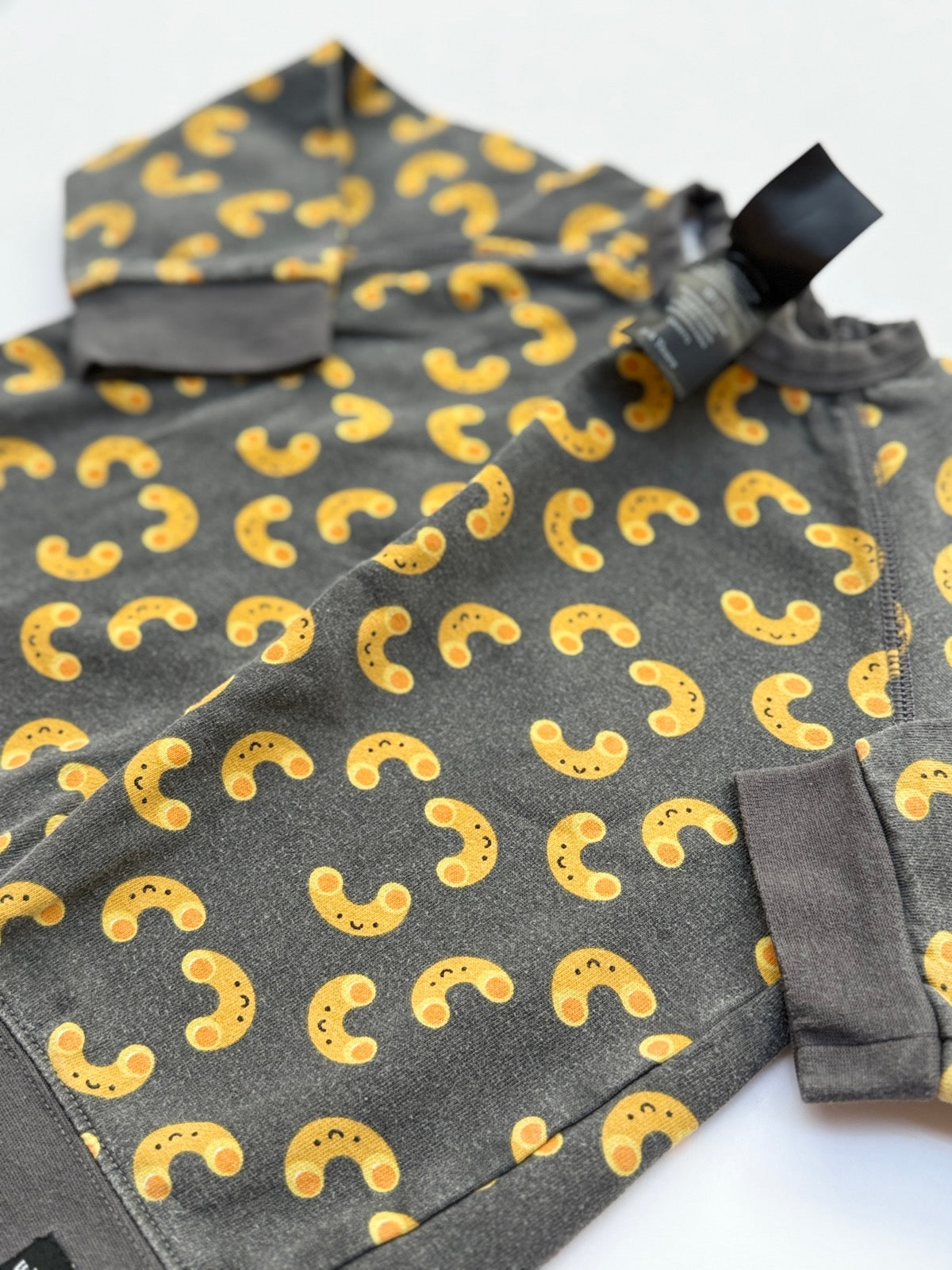 Whistle & Flute Mac & Cheese Sweatshirt 3-4Y