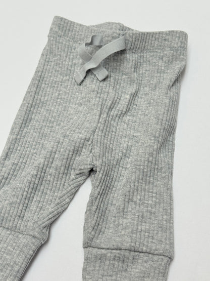 Baby Gap Gray Ribbed Leggings Preemie 7