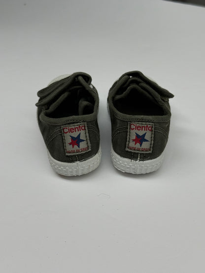 Cienta Olive Green Canvas Sneakers Toddler 22 -6-6.5