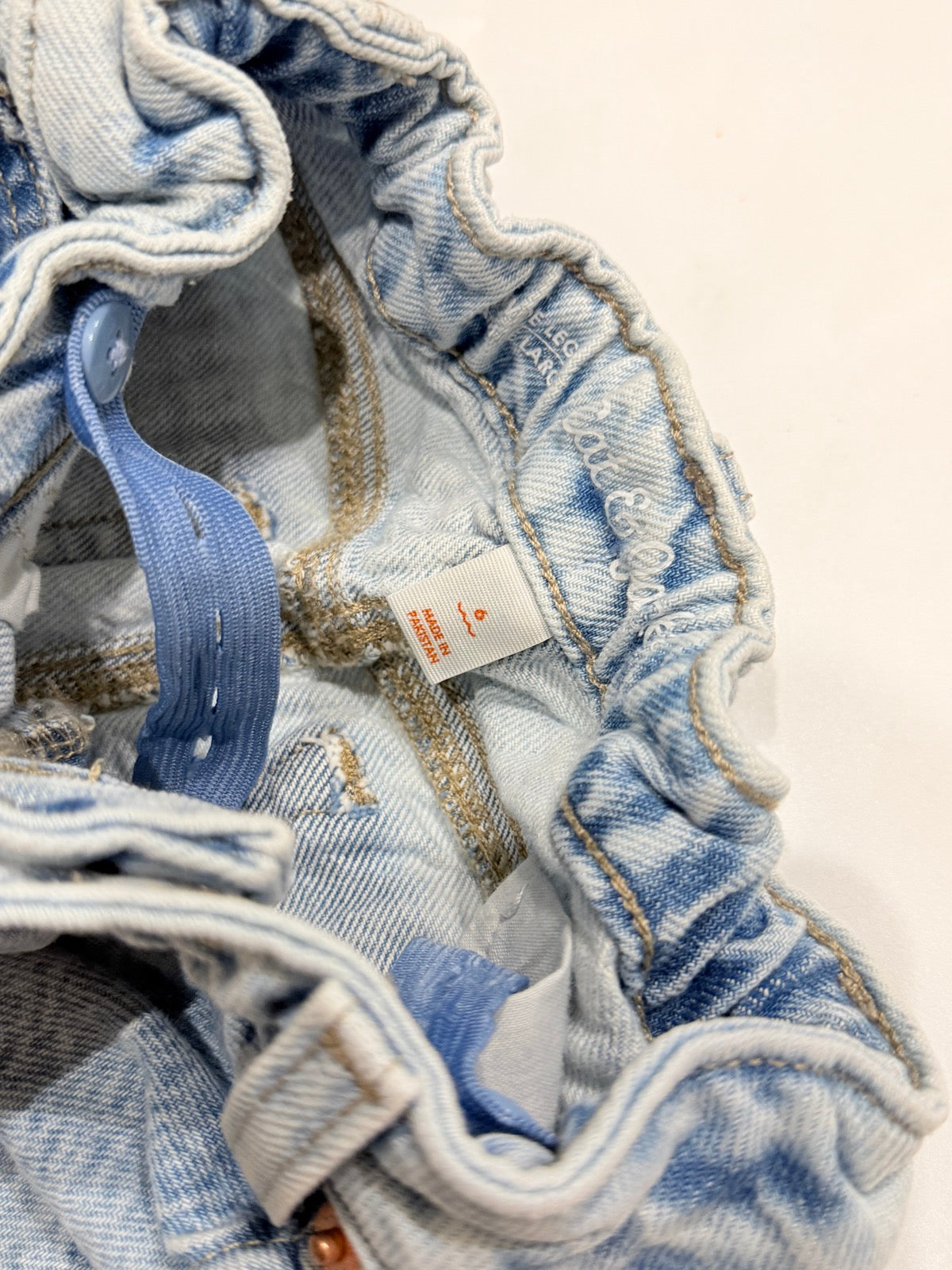 Cat & Jack Wide Leg Light Wash Jeans Size 6