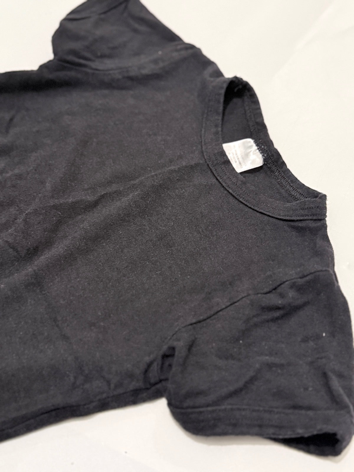 Tiny Button Apparel Black T-Shirt 2/3T