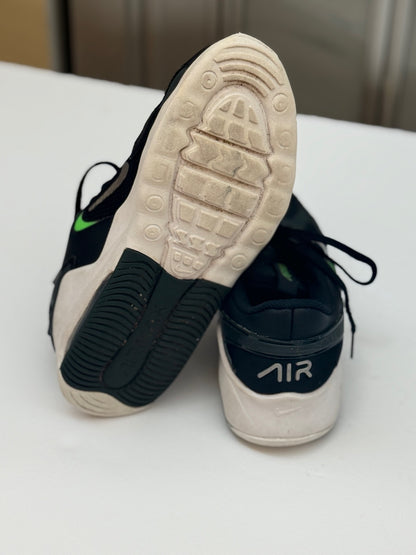 Nike Air Max Bolt Sneakers Size 6Y