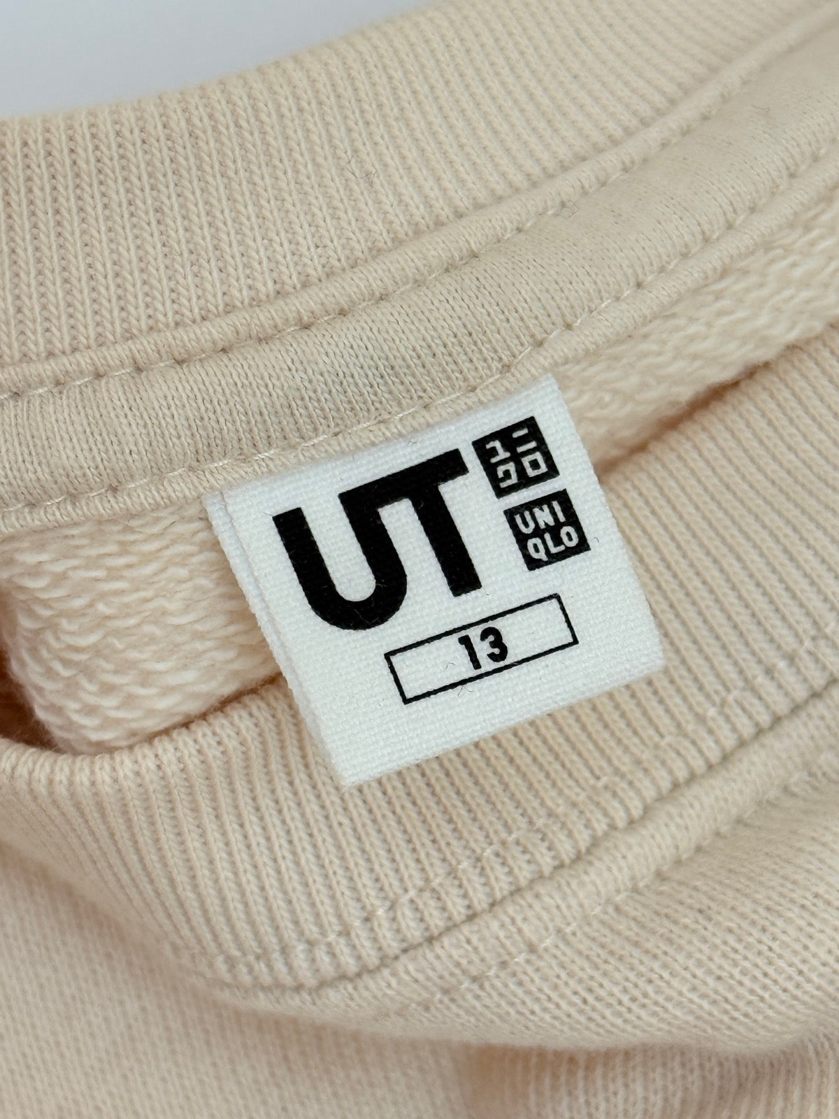 Uniqlo UT Pokemon Power Up Sweatshirt Size 13