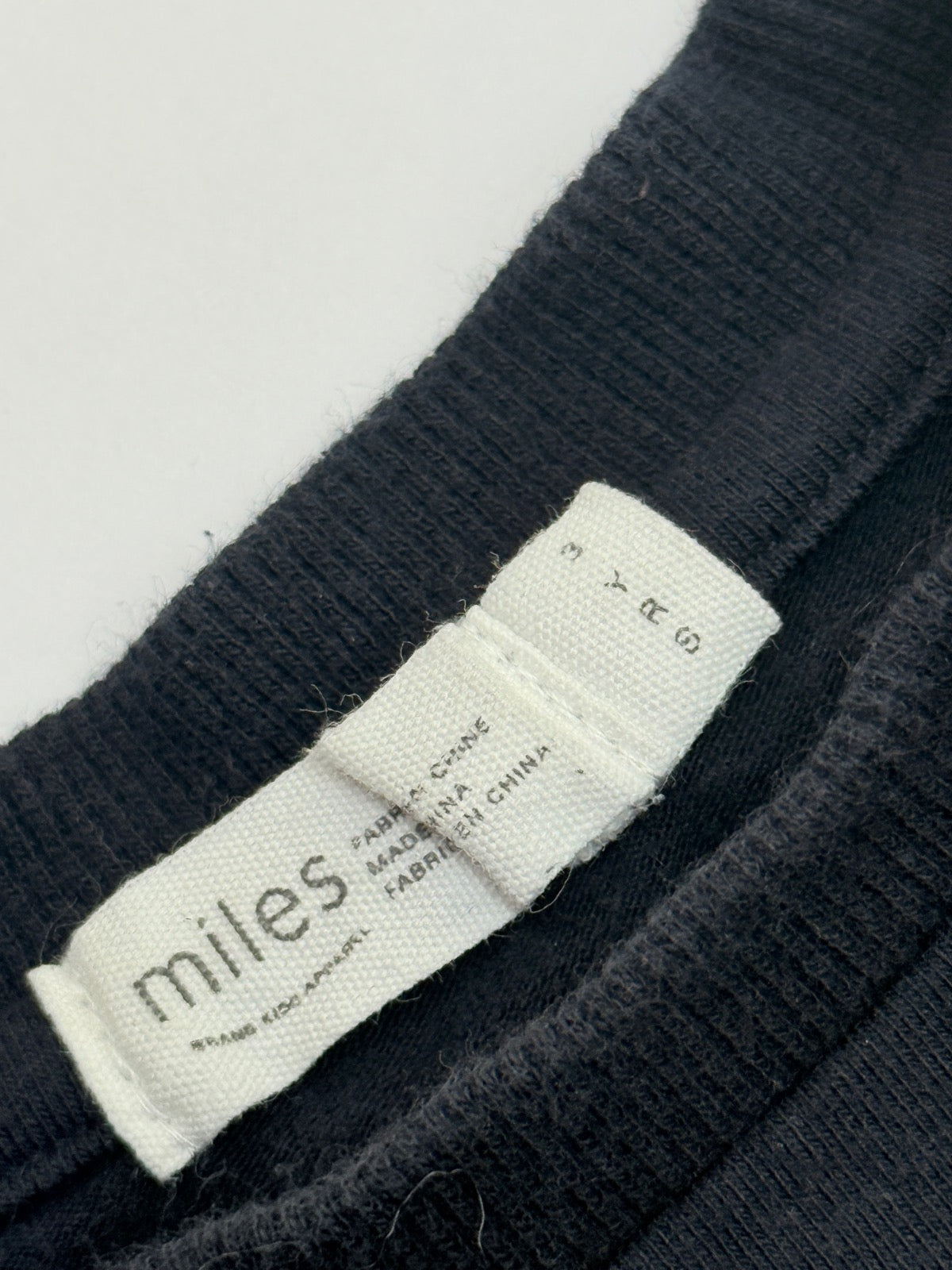 Miles Navy T-Shirt Grey Pocket Size 3